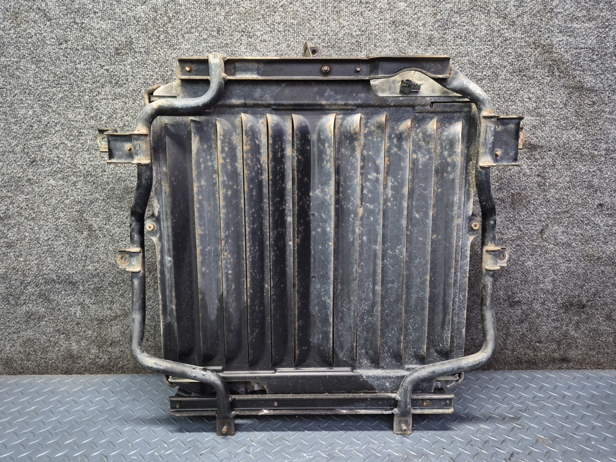 93-96 Toyota Hiace KZH106W 1KZ-TE 4WD AT Engine AUX Cooling Radiator w Mount OEM