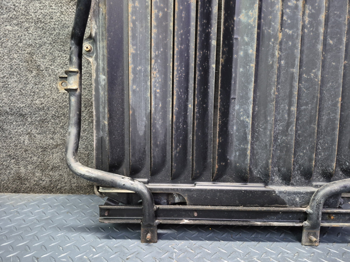 93-96 Toyota Hiace KZH106W 1KZ-TE 4WD AT Engine AUX Cooling Radiator w Mount OEM