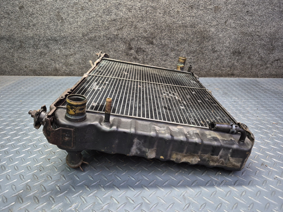 93-96 Toyota Hiace KZH106W 1KZ-TE 4WD A/T Engine Main Cooling Radiator OEM
