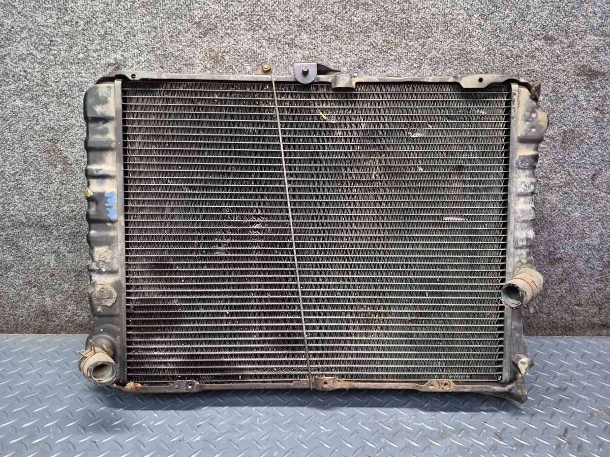93-96 Toyota Hiace KZH106W 1KZ-TE 4WD A/T Engine Main Cooling Radiator OEM