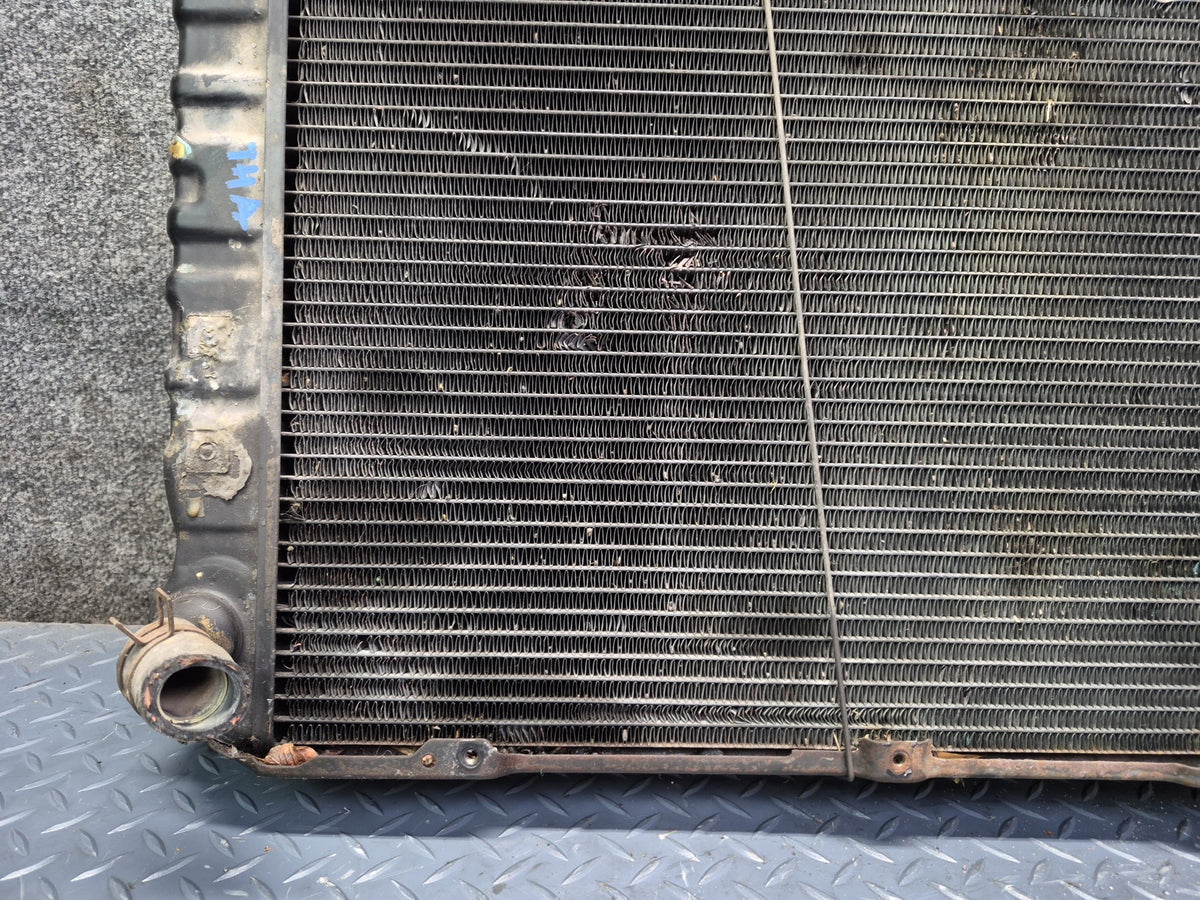 93-96 Toyota Hiace KZH106W 1KZ-TE 4WD A/T Engine Main Cooling Radiator OEM