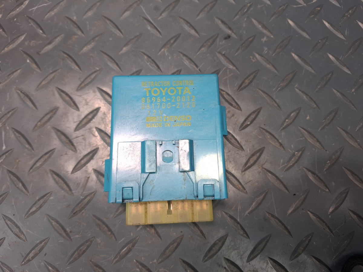 86-90 Toyota Supra MK3 Headlight Retractor Relay Module 85964-20012 OEM