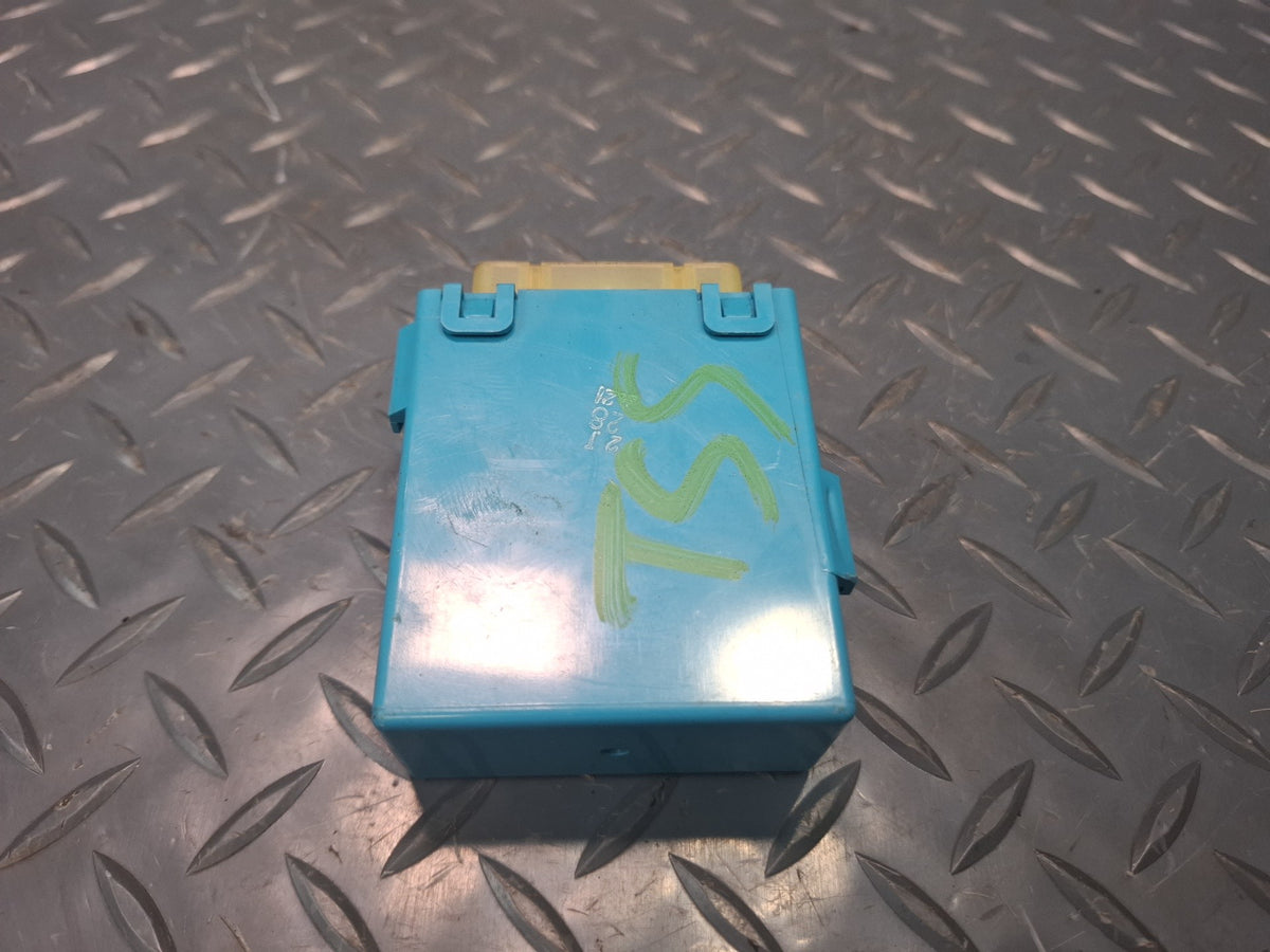 86-90 Toyota Supra MK3 Headlight Retractor Relay Module 85964-20012 OEM