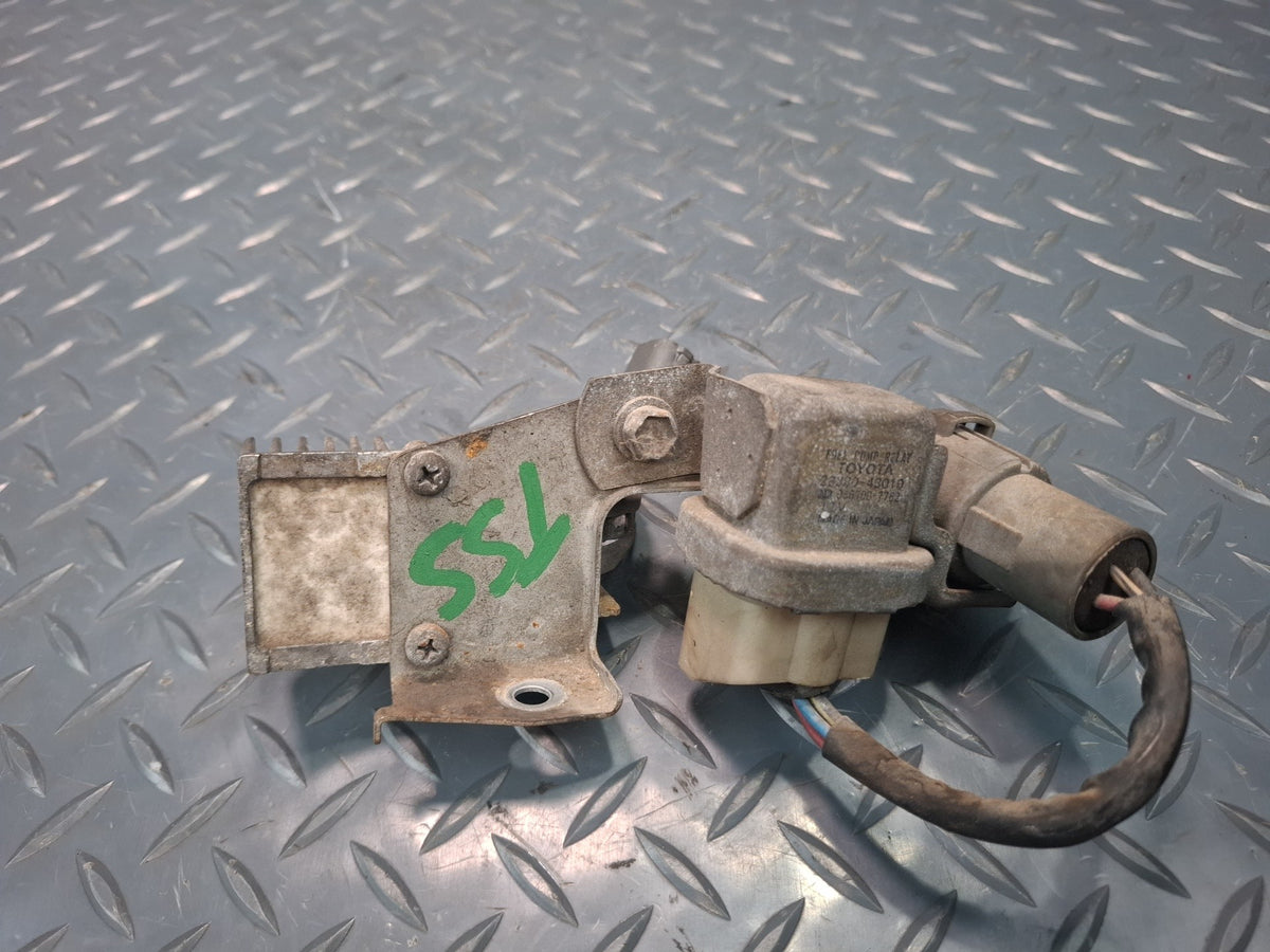 86-92 Toyota Supra MK3 Fuel Pump Relay w Resistor 23080-70010 OEM