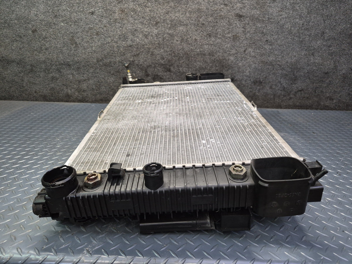 08-09 Mercedes W221 S63 AMG RWD Engine Cooling Radiator AC Condenser OEM