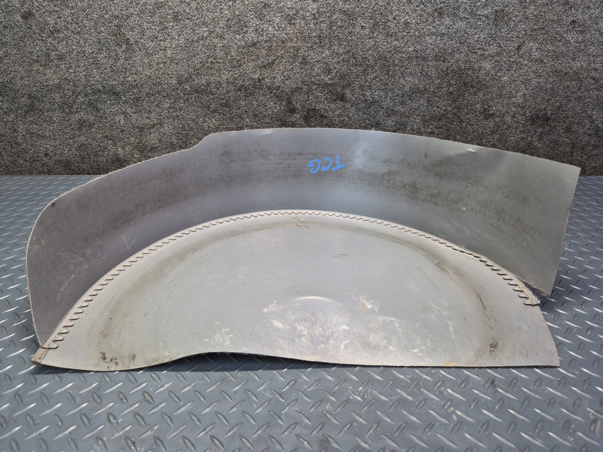 84-88 Toyota Cressida MX73 Sedan Trunk Spare Tire Wheel Carpet Cover Gray Dmgd