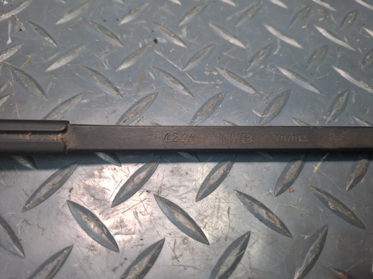 89-92 Toyota Supra MK3 Set of 2 Front Left & Right Windshield Wiper Arm OEM