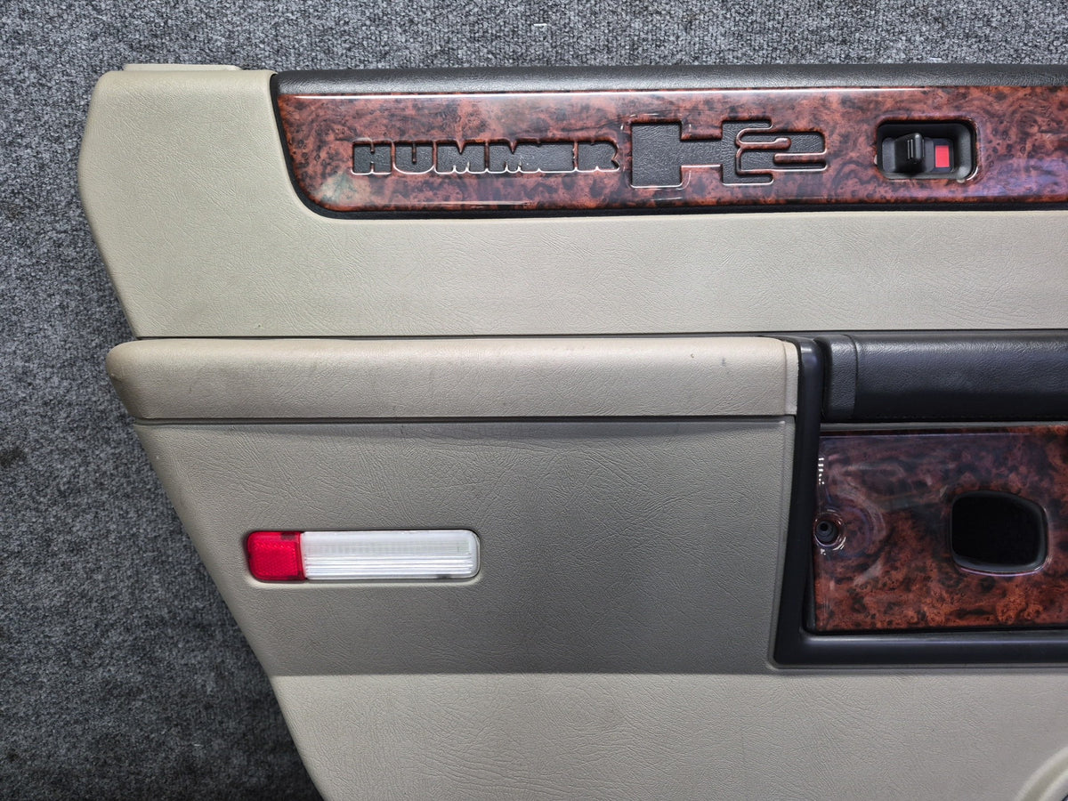 2005-2007 Hummer H2 Rear Left Door Interior Trim Cover Panel W/ Handle Damaged