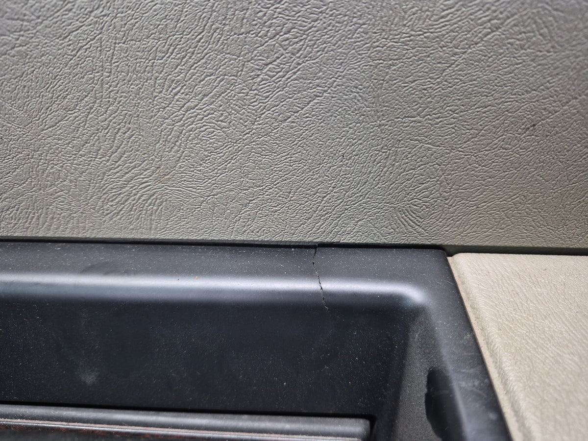2005-2007 Hummer H2 Rear Right Side Door Interior Trim Cover Panel W/ Handle