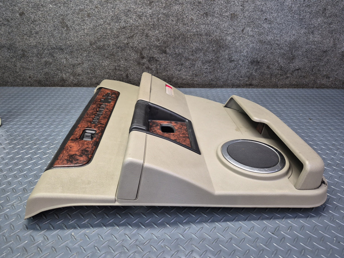 2005-2007 Hummer H2 Rear Right Side Door Interior Trim Cover Panel W/ Handle