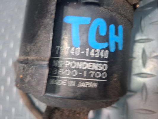 82-85 Toyota Celica RA65 Fuel Evap Vapor Charcoal Canister 77740-14340 OEM