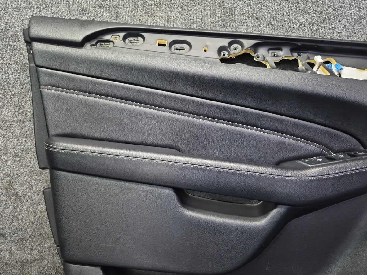 2012-2015 Mercedes W166 Ml-class Front Left Side Door Interior Trim Cover Panel