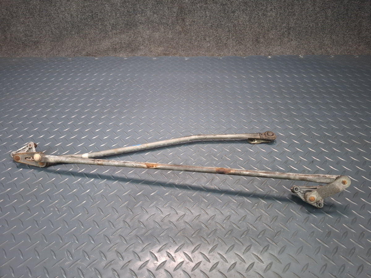 82-85 Toyota Celica RA65 Windshield Wiper Transmission Linkage w Motor OEM