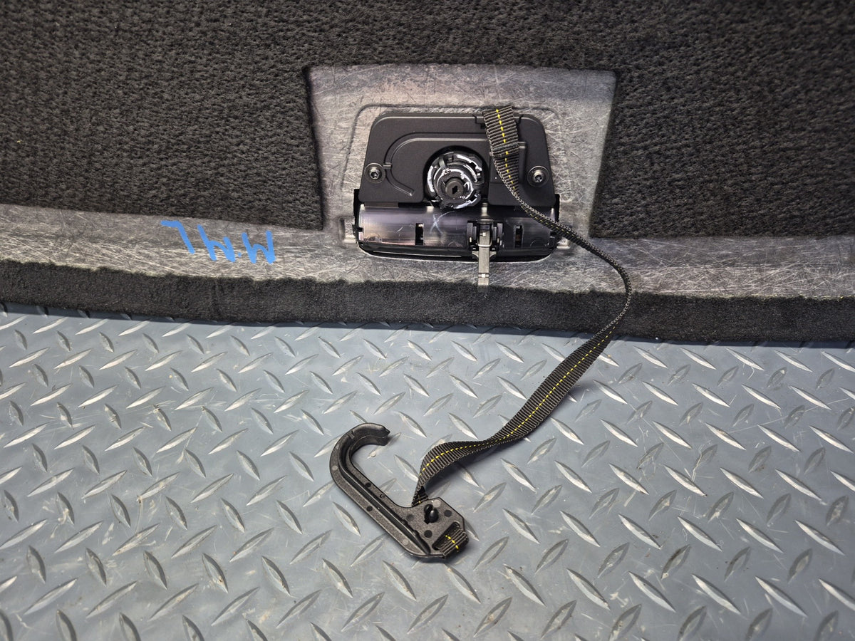 2012-2015 Mercedes W166 Ml-class Rear Trunk Cargo Floor Carpet Cover Panel