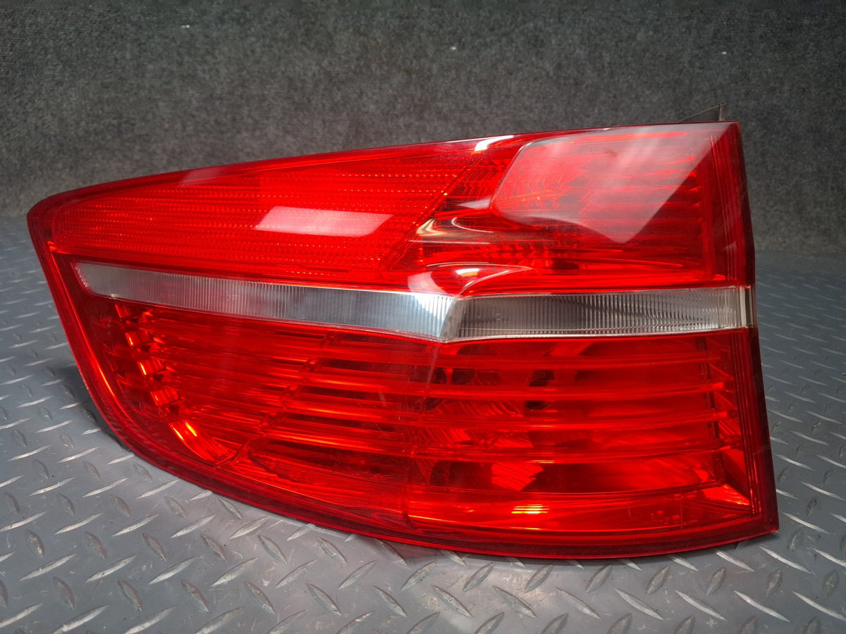 2008-2012 BMW E71 E72 X6 X6M Rear Left Outer Tail Light Lamp