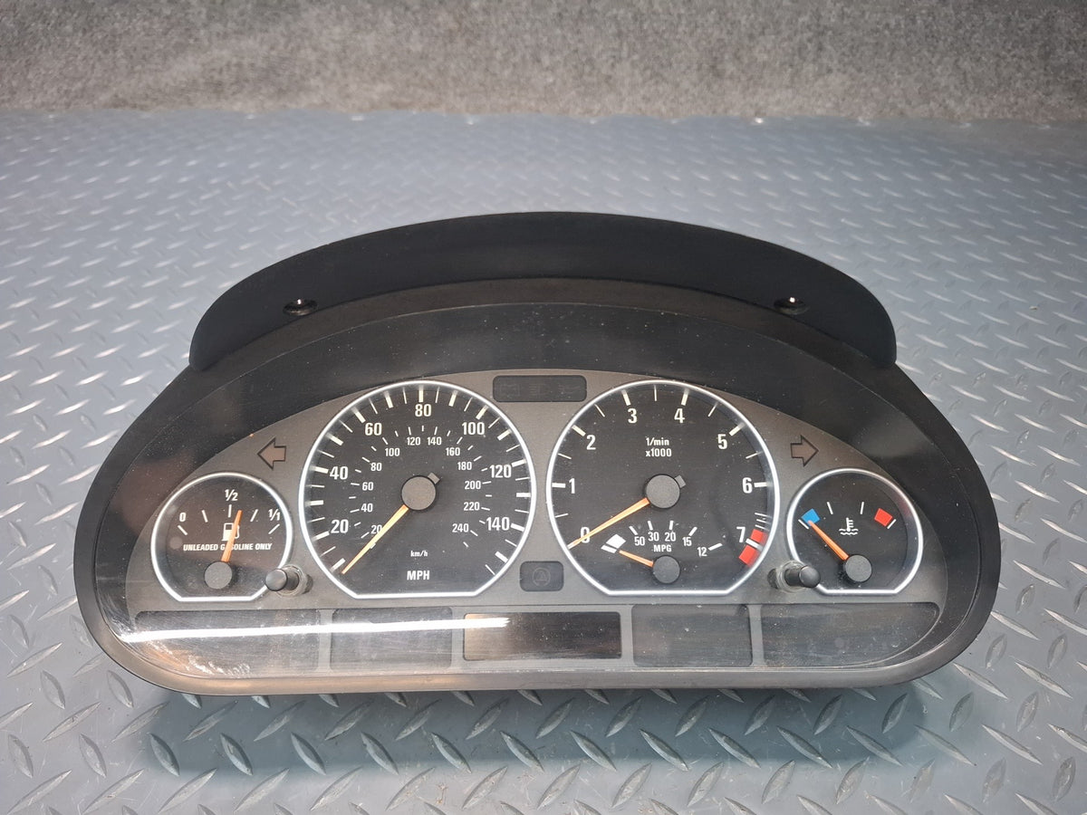 01-06 BMW E46 330Ci Coupe Convert M/T Instrument Cluster Gauge Speedometer Dmgd