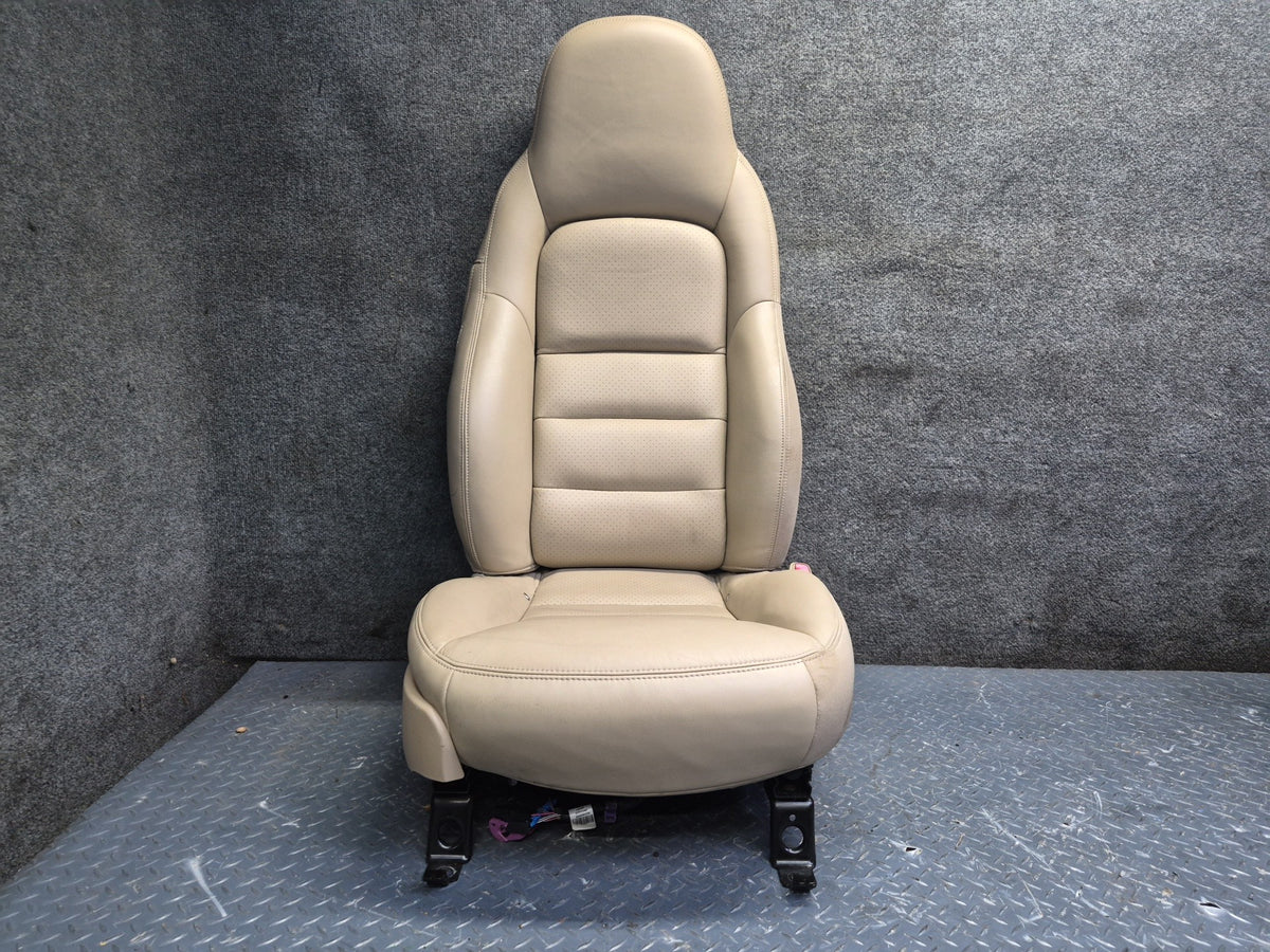 05-08 Chevrolet Corvette C6 Set of 2 Front Left & Right Heated Leather Seat OEM