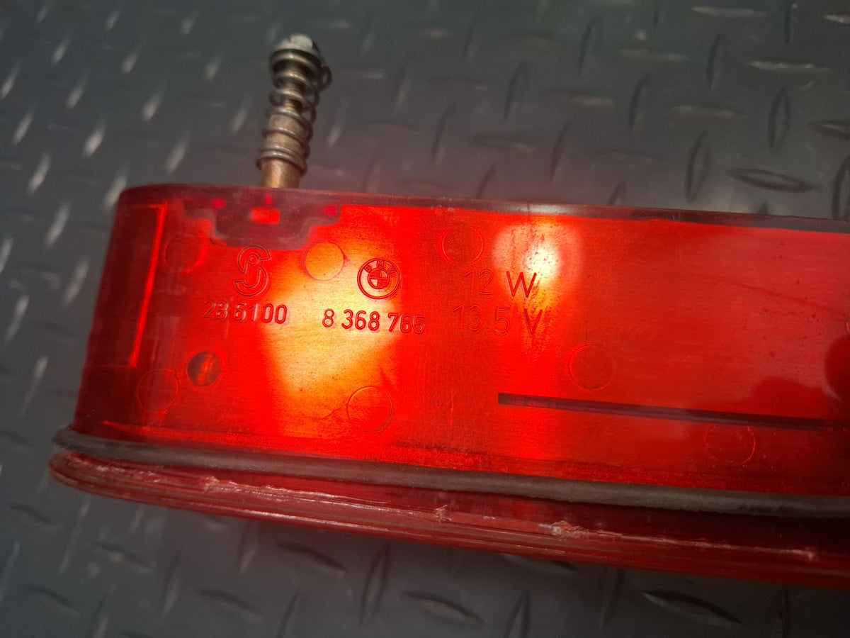 01-06 BMW E46 330Ci Convertible Rear Third 3RD Center Brake Light 8368765 OEM