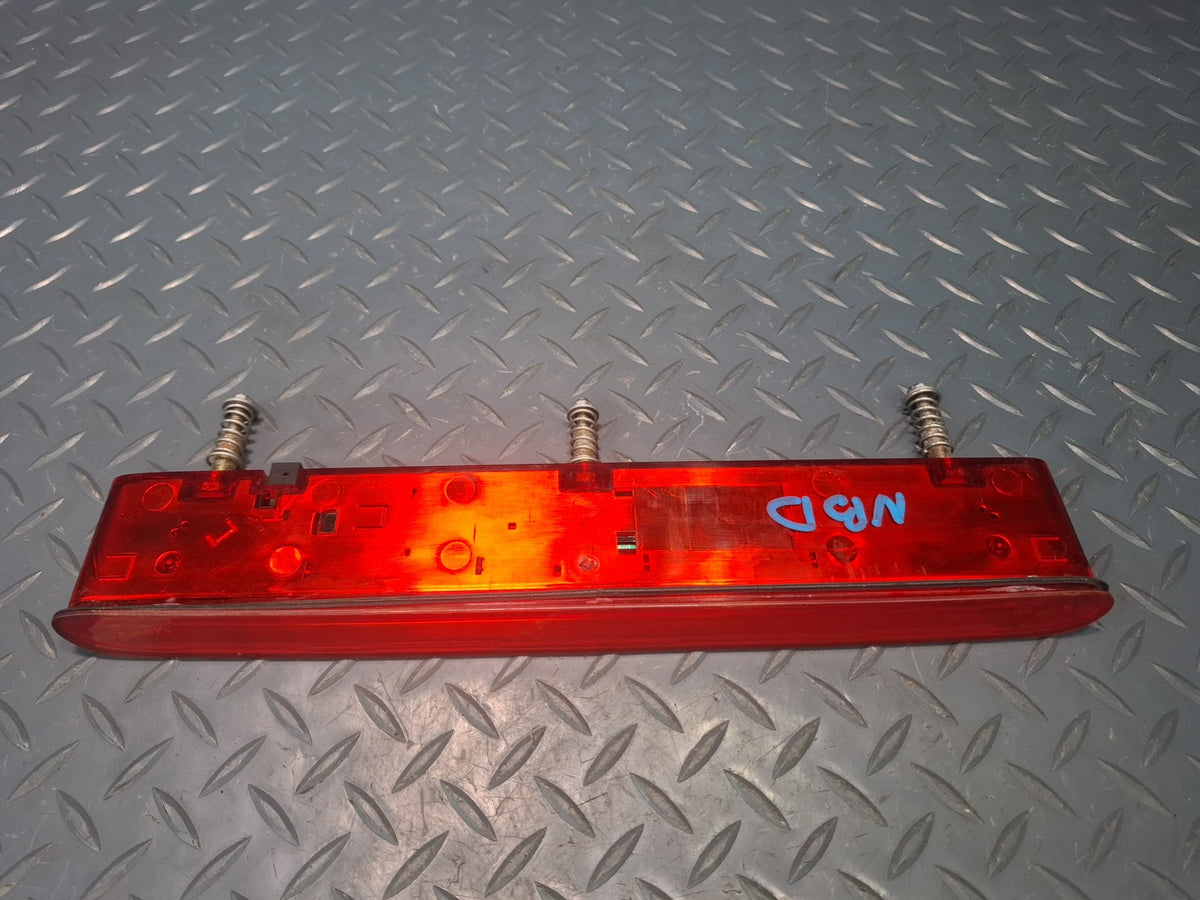 01-06 BMW E46 330Ci Convertible Rear Third 3RD Center Brake Light 8368765 OEM