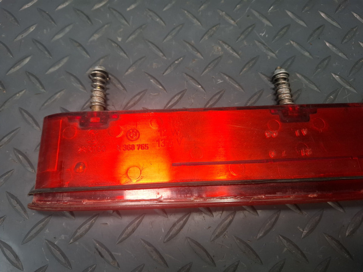01-06 BMW E46 330Ci Convertible Rear Third 3RD Center Brake Light 8368765 OEM