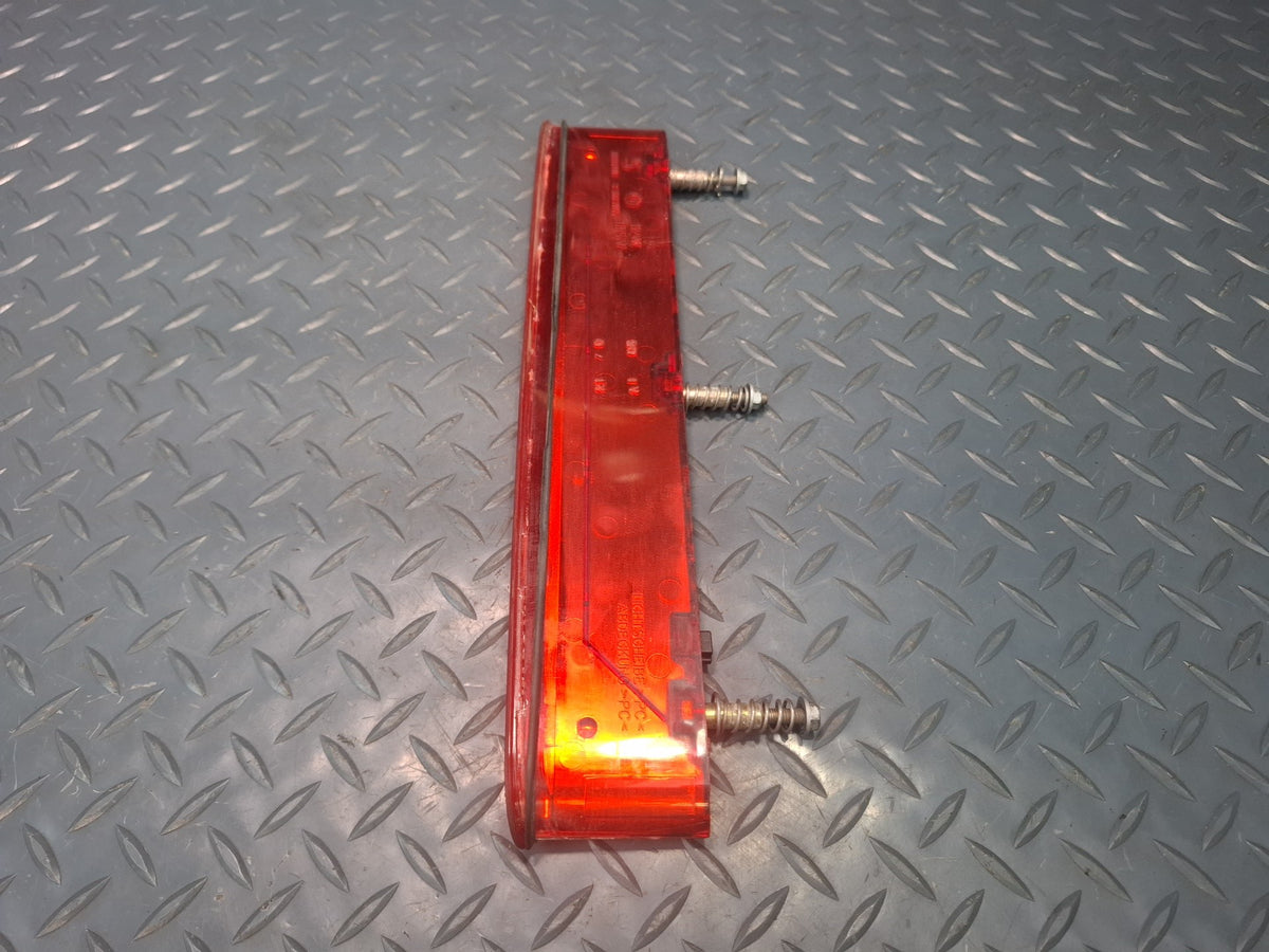 01-06 BMW E46 330Ci Convertible Rear Third 3RD Center Brake Light 8368765 OEM