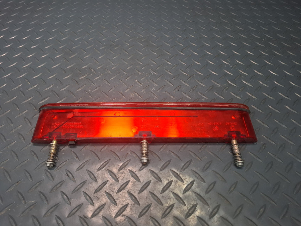 01-06 BMW E46 330Ci Convertible Rear Third 3RD Center Brake Light 8368765 OEM