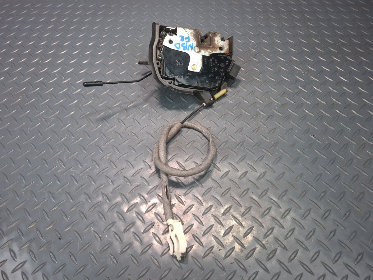 01-06 BMW E46 330Ci Coupe Convertible Right Door Lock Latch Actuator 8208716 OEM