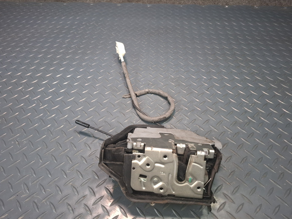 01-06 BMW E46 330Ci Coupe Convertible Left Door Lock Latch Actuator OEM