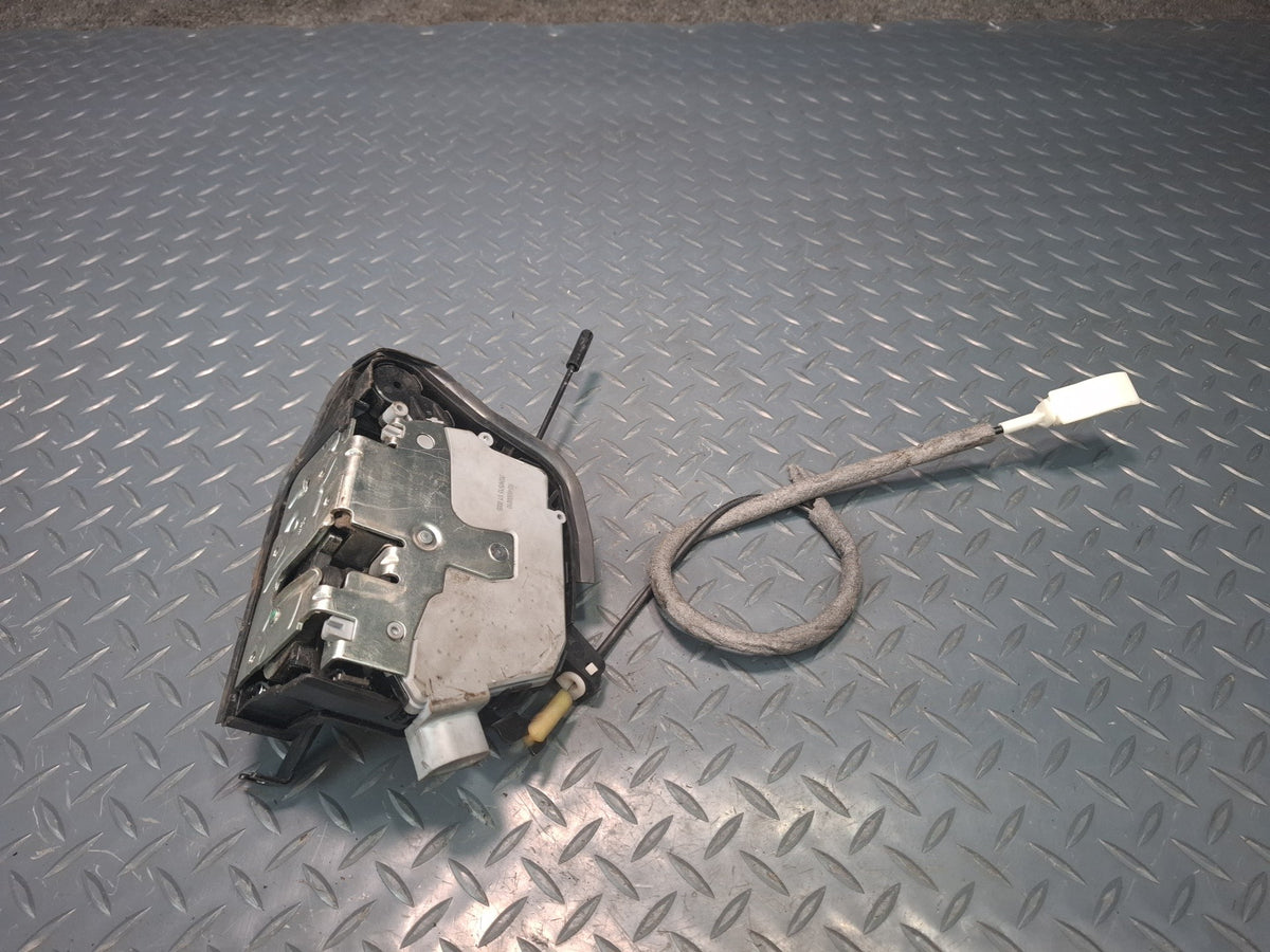 01-06 BMW E46 330Ci Coupe Convertible Left Door Lock Latch Actuator OEM