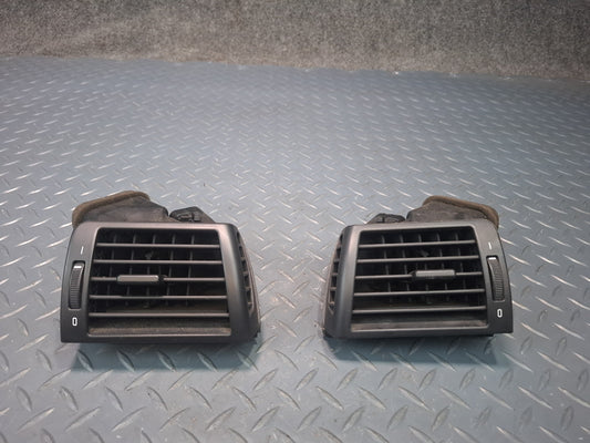 01-06 BMW E46 330Ci Set of 2 Dash Front Left & Right A/C Air Vent Grille OEM