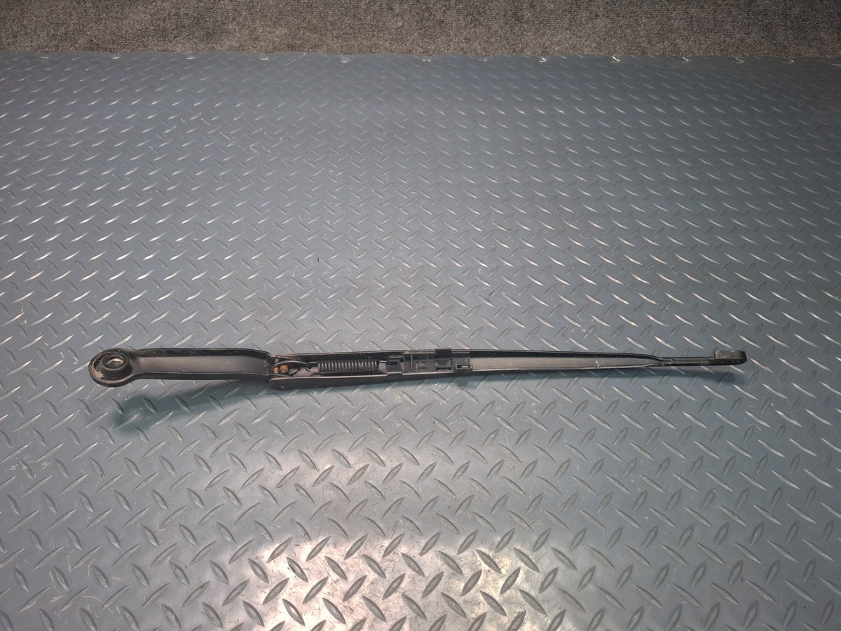 01-06 BMW E46 330Ci Set of 2 Front Left & Right Windshield Wiper Arm OEM