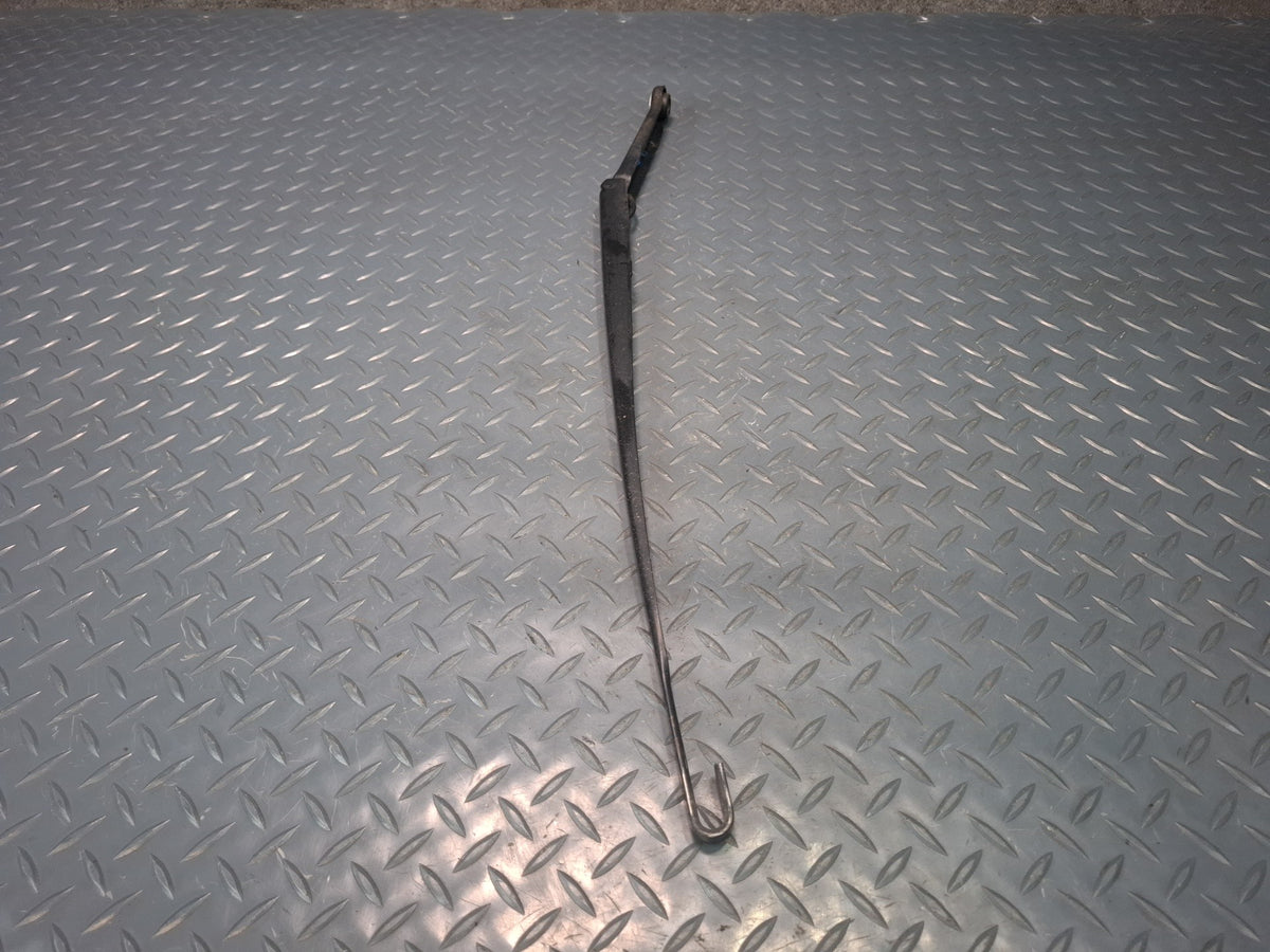 01-06 BMW E46 330Ci Set of 2 Front Left & Right Windshield Wiper Arm OEM