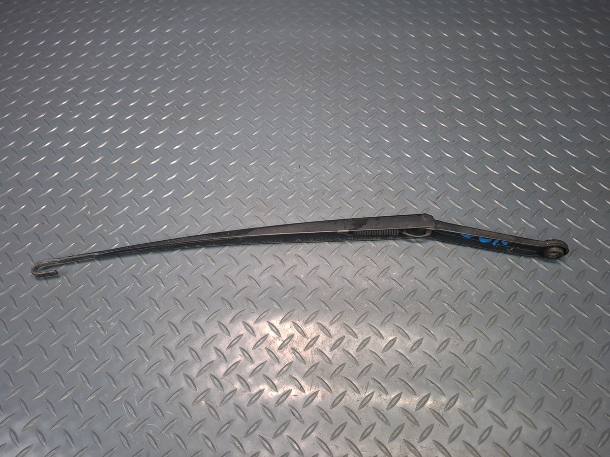 01-06 BMW E46 330Ci Set of 2 Front Left & Right Windshield Wiper Arm OEM