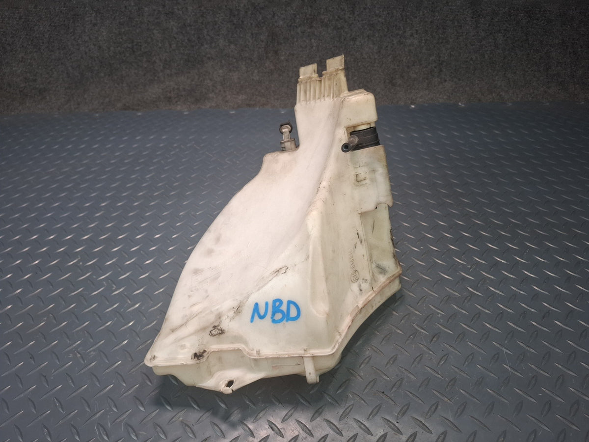 01-06 BMW E46 330Ci Windshield Washer Fluid Reservoir Tank 8362808 OEM