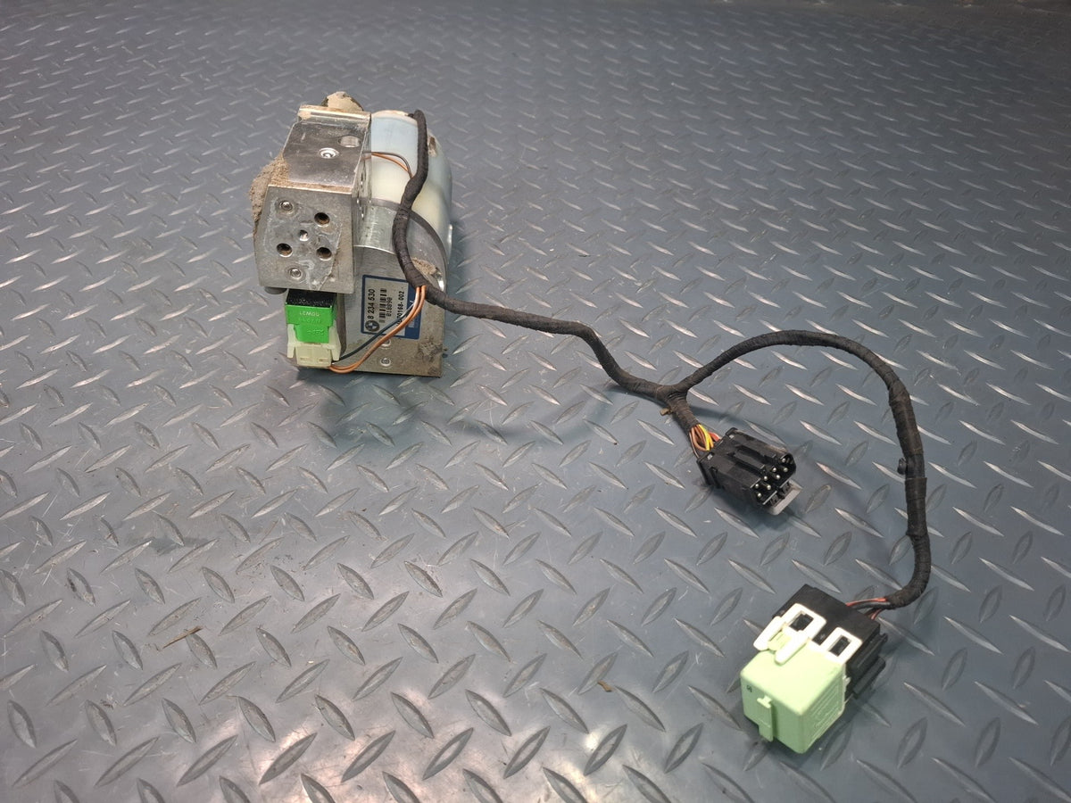 01-06 BMW E46 330ci Convert TOP Roof Hydraulic Pump Motor w Sound Insulation OEM