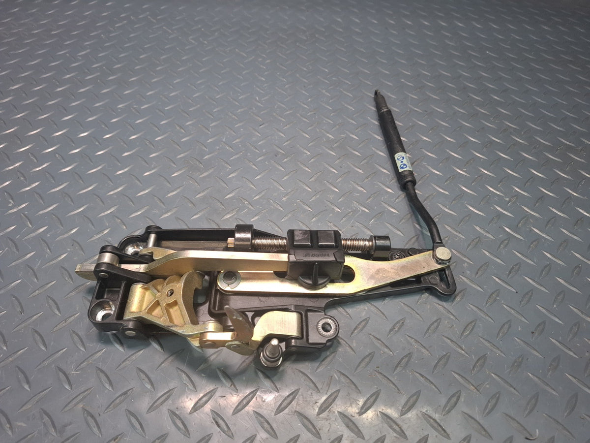 01-06 BMW E46 330Ci Convertible Set of 2 Soft TOP Roof Lock Latch OEM