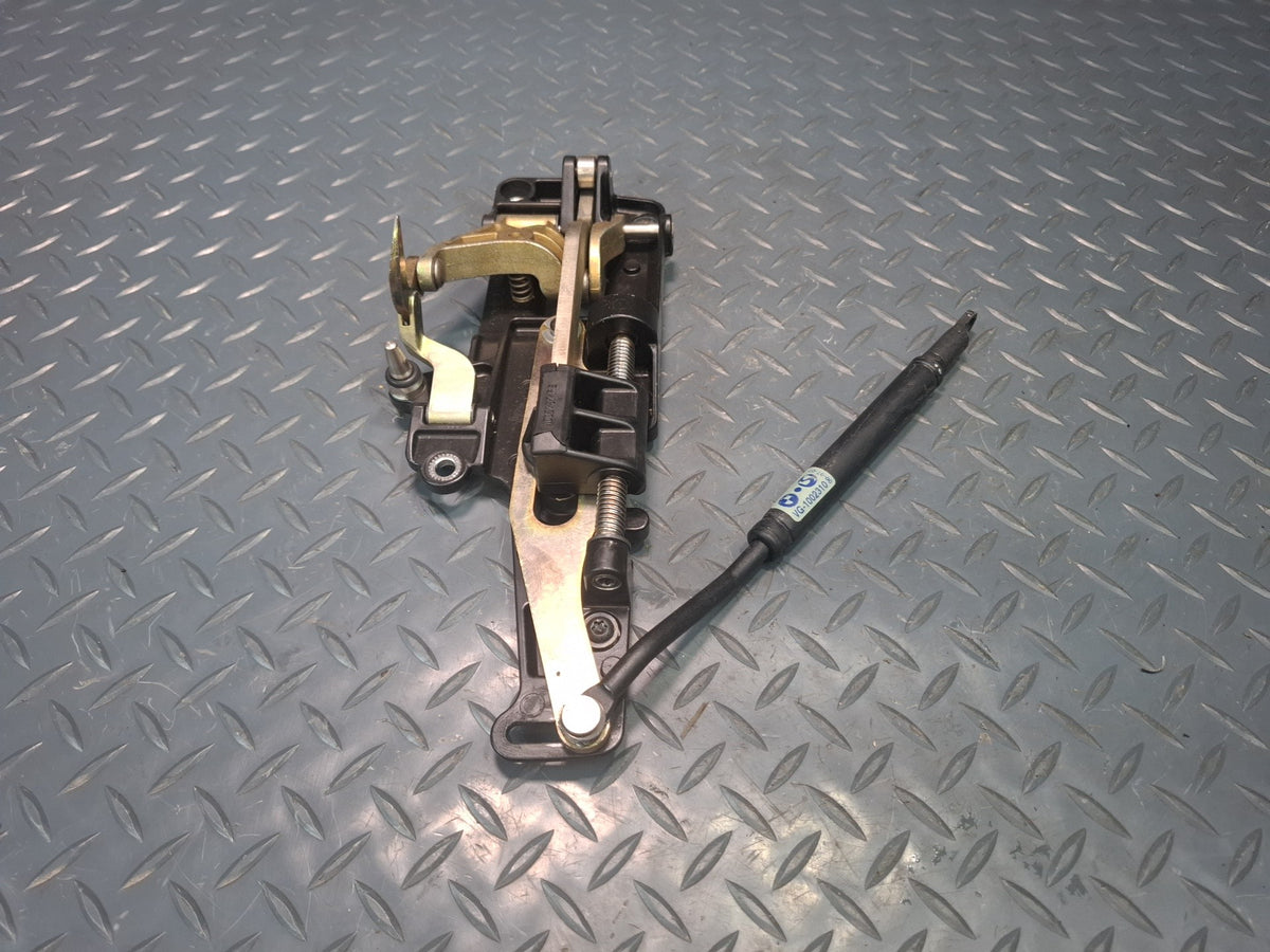 01-06 BMW E46 330Ci Convertible Set of 2 Soft TOP Roof Lock Latch OEM