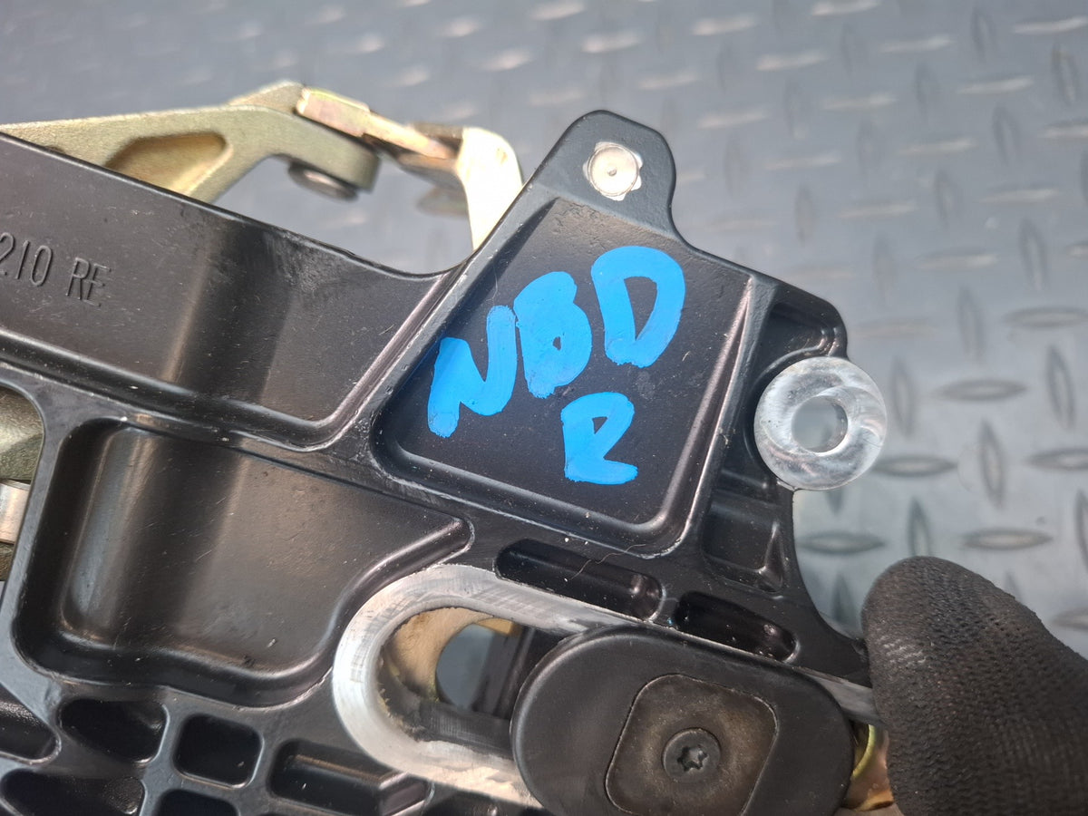 01-06 BMW E46 330Ci Convertible Set of 2 Soft TOP Roof Lock Latch OEM