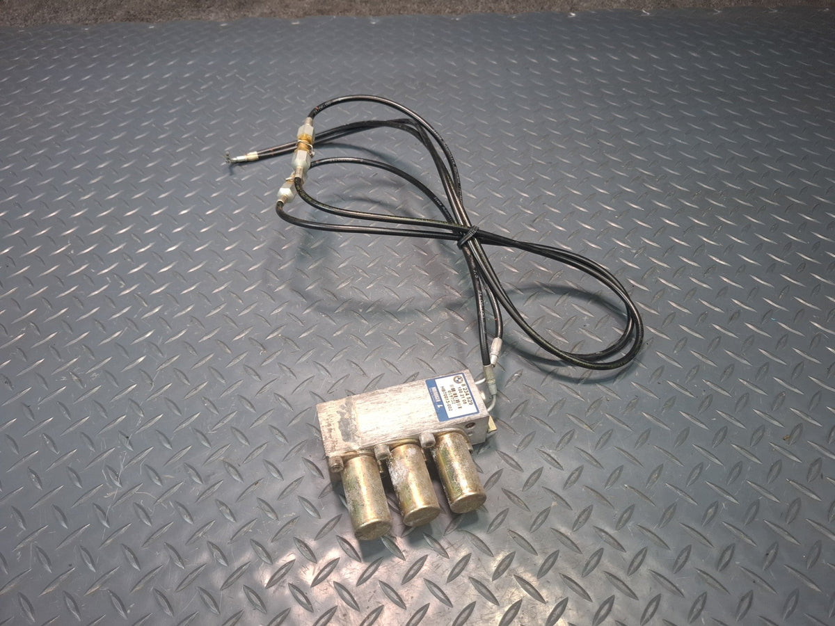 01-06 BMW E46 330Ci Convert TOP Roof Hydraulic Valve Control Block w Hoses OEM