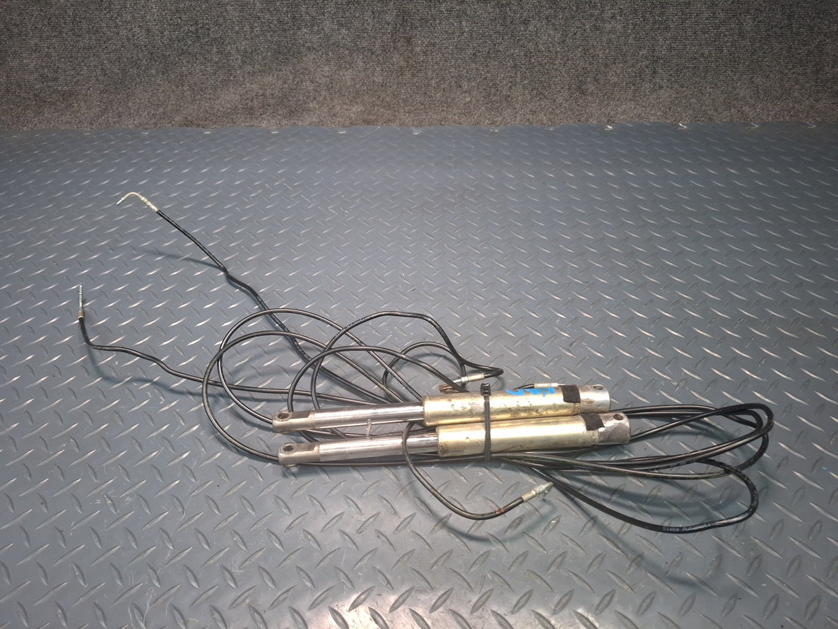 01-06 BMW E46 330Ci Convertible Set of 2 TOP Roof Hydraulic Cylinder OEM