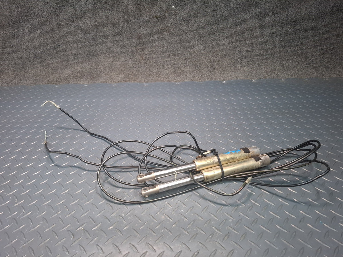 01-06 BMW E46 330Ci Convertible Set of 2 TOP Roof Hydraulic Cylinder OEM