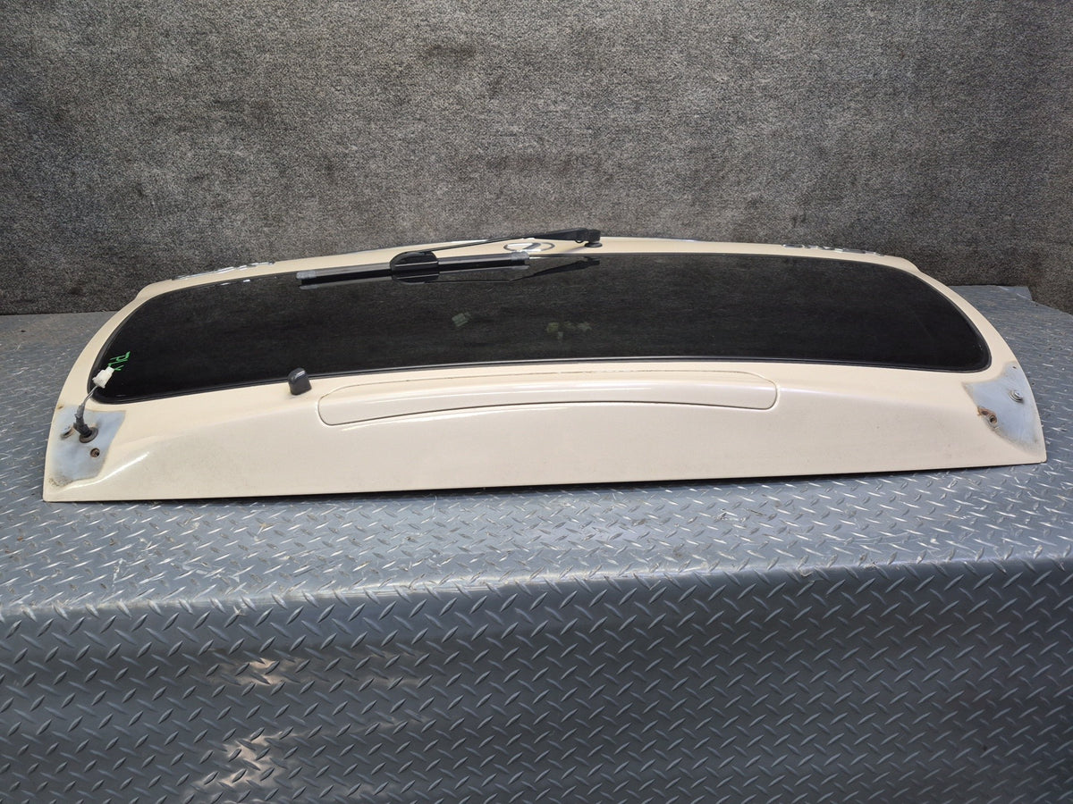 2003-2007 Lexus UZJ100L LX470 Rear Trunk Lid Liftgate Tailgate w Glass Assembly
