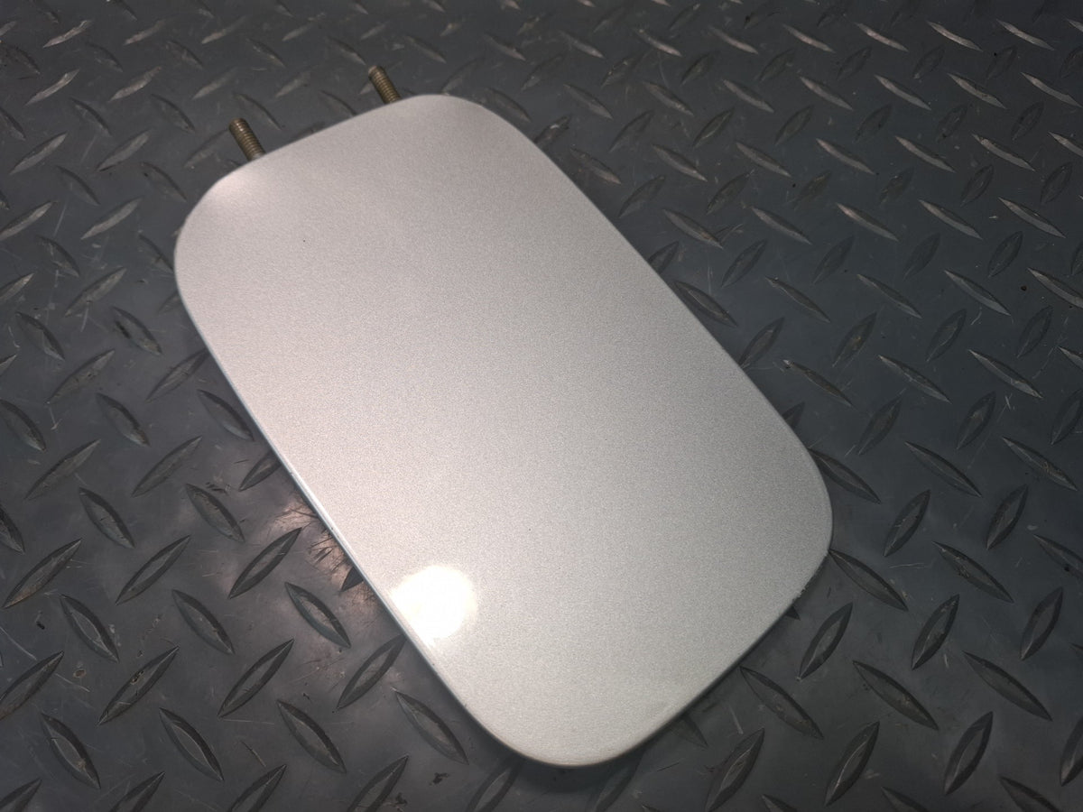 01-06 BMW E46 330ci Convertible Fuel Tank Filler Door Lid Cover Titan Silver OEM