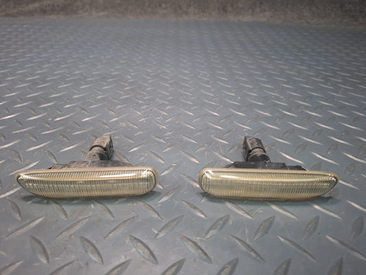 01-03 BMW E46 330CiSET of 2 Front Fender Turn Signal Marker Light Lamp OEM