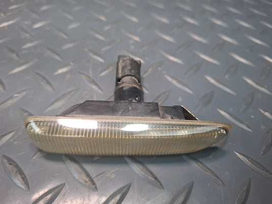 01-03 BMW E46 330CiSET of 2 Front Fender Turn Signal Marker Light Lamp OEM
