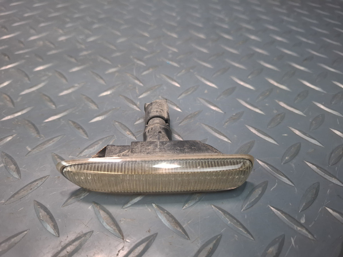 01-03 BMW E46 330CiSET of 2 Front Fender Turn Signal Marker Light Lamp OEM