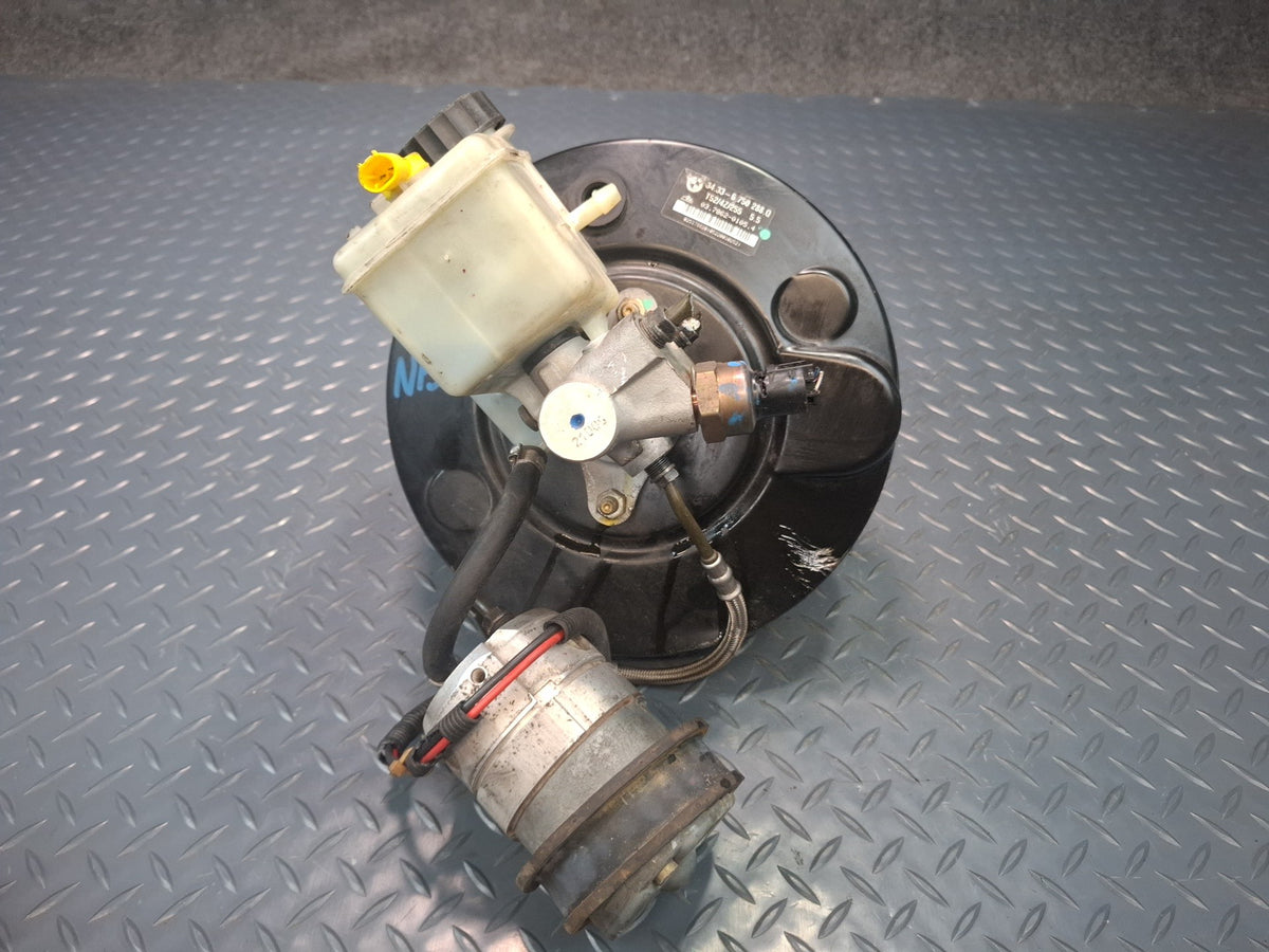 2001 BMW E46 330ci Brake Master Cylinder Booster Fluid Reservoir w DSC Pump OEM