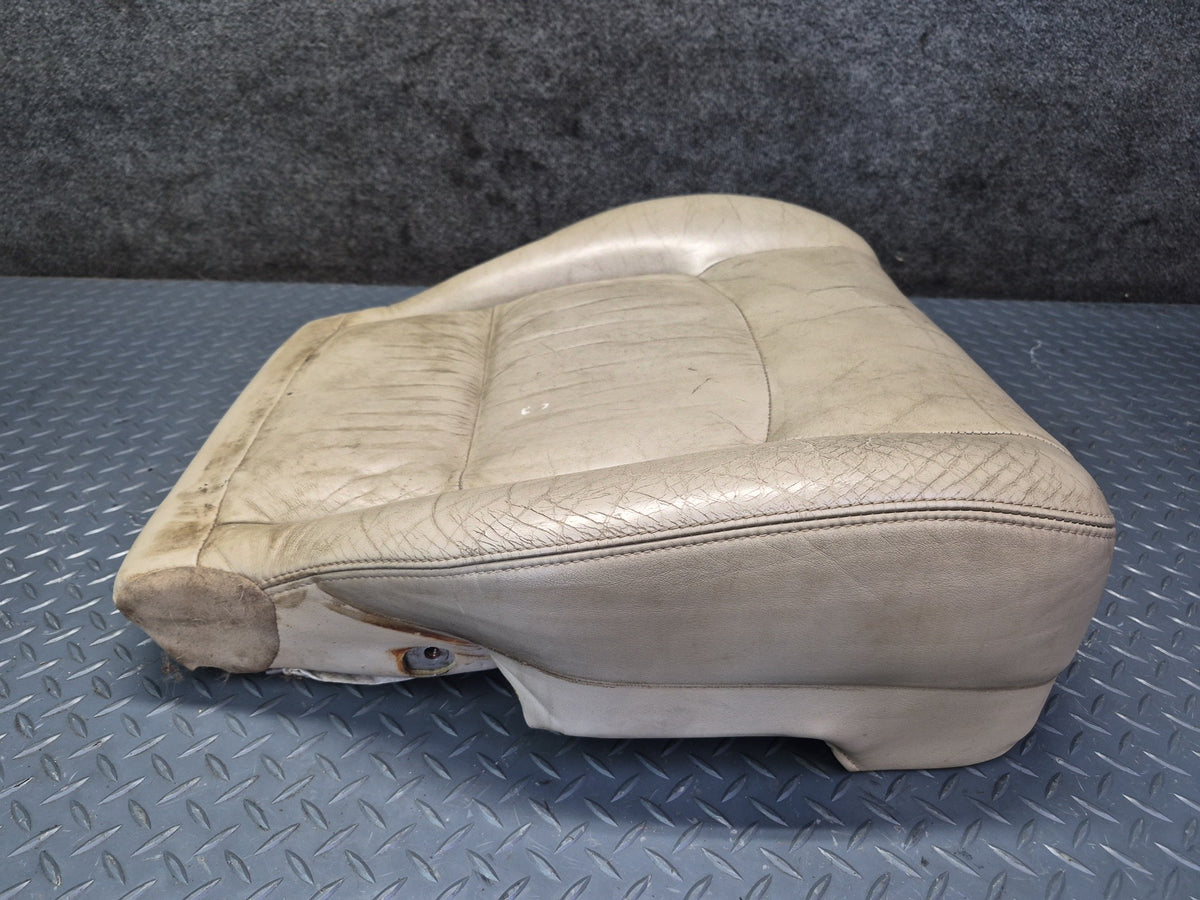 2003-2007 Lexus UZJ100L LX470 Front Right Seat Lower Leather Cushion Damaged