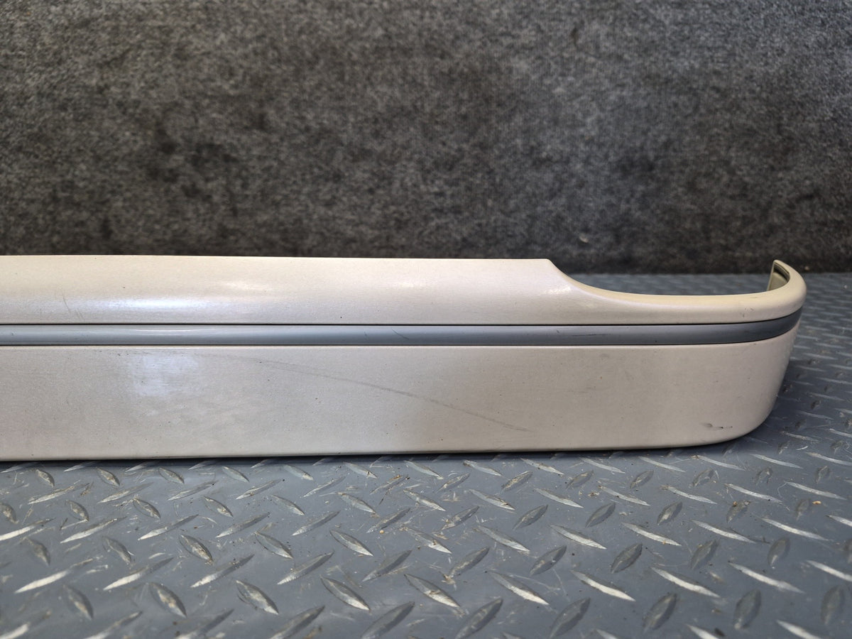 2003-2007 Lexus UZJ100L LX470 Rear Left Side Fender Quarter Trim Panel Molding