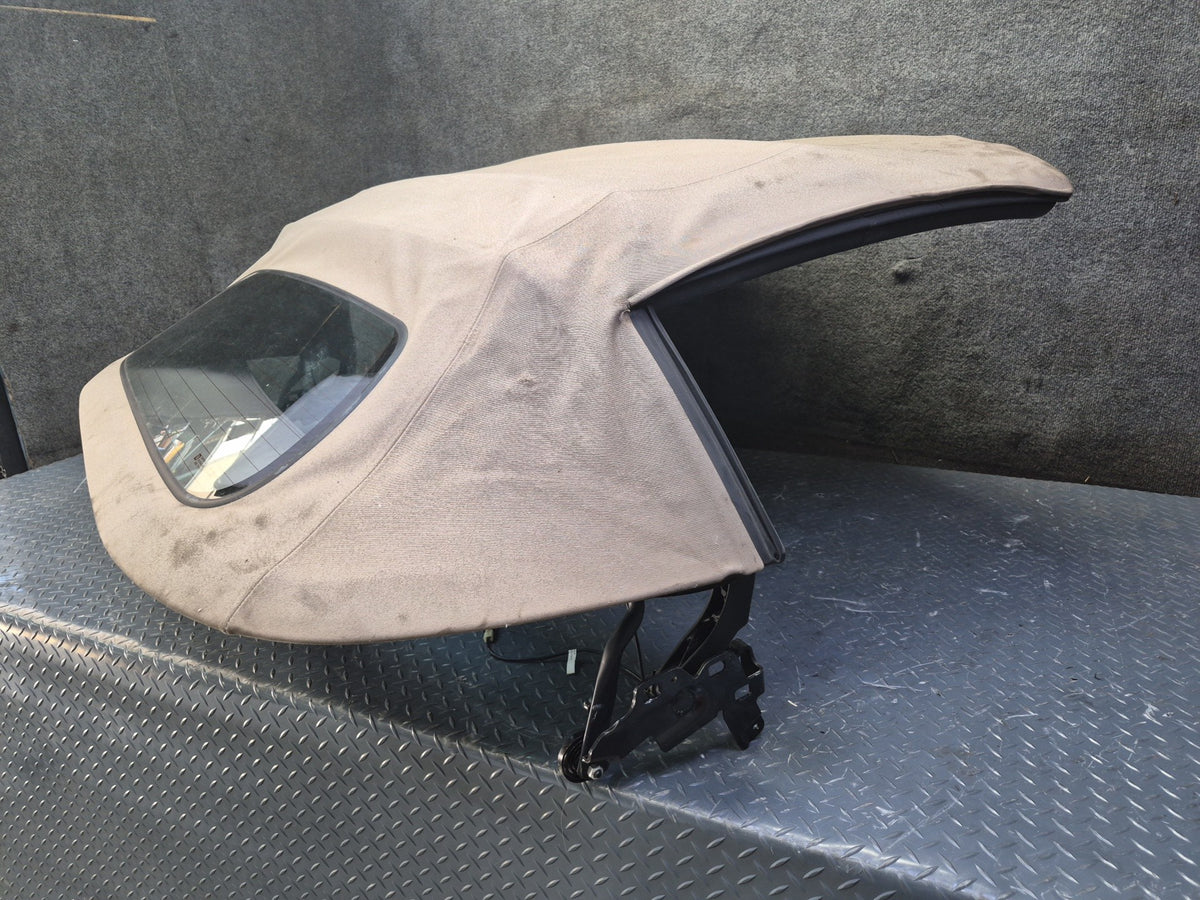 05-09 Chevrolet Corvette C6 Convertible Roof Soft TOP Glass Assembly OEM